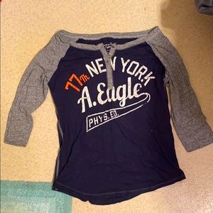 American Eagle quarter sleeve T-shirt